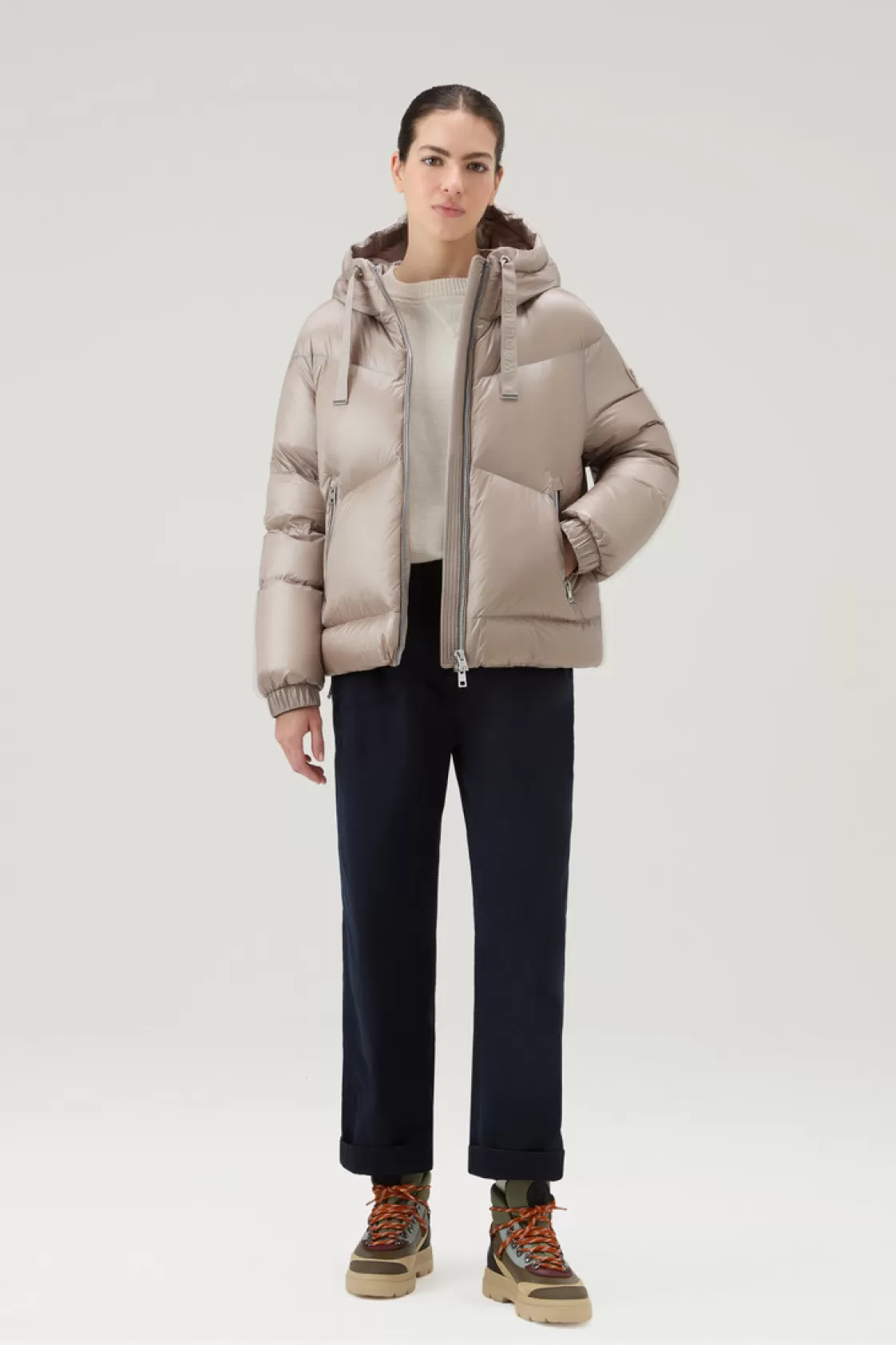 Down Jackets>woolrich Aliquippa Short Down Jacket In Glossy Nylon Light Taupe