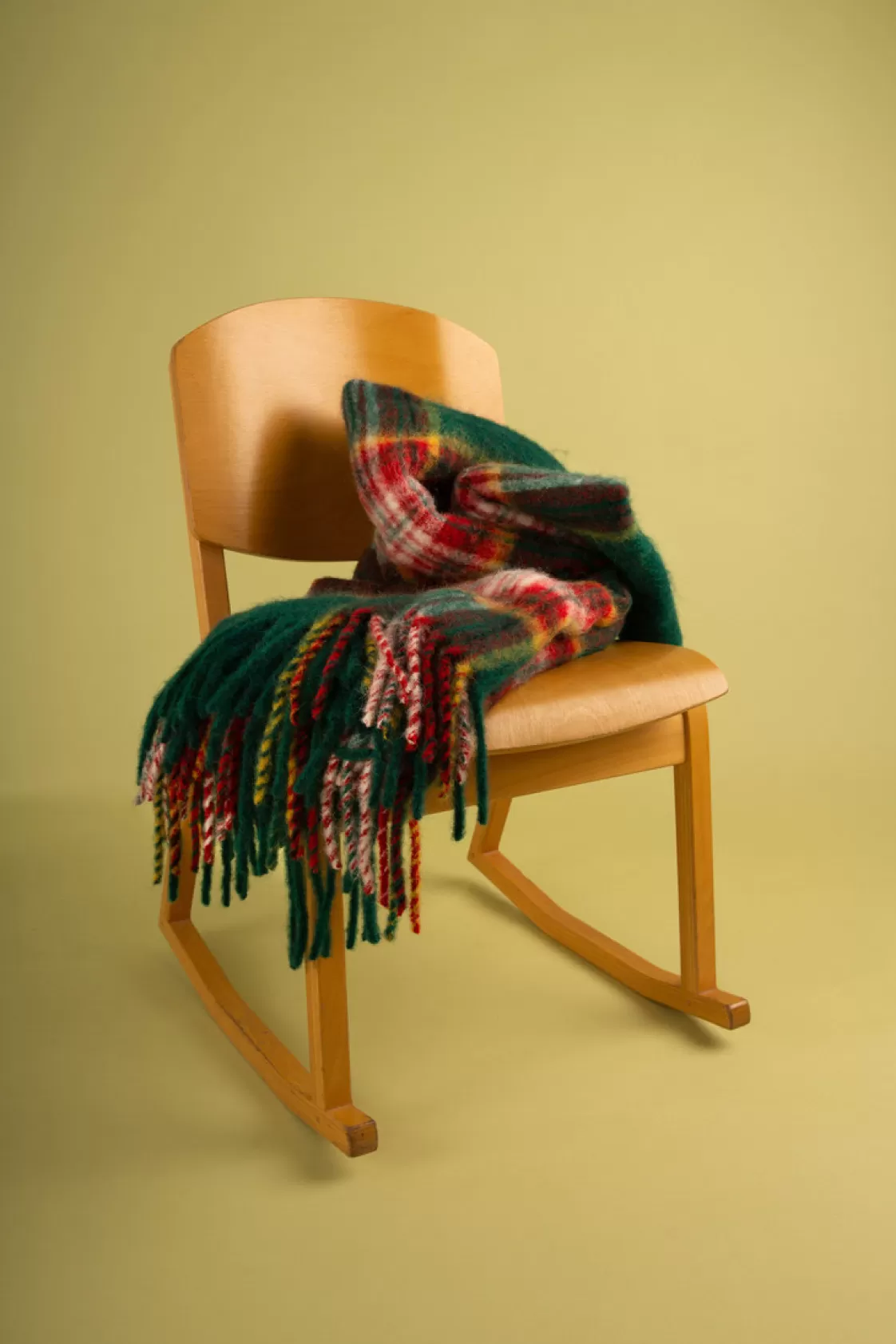 Blankets | Blankets>woolrich Blanket In An Alpaca, Mohair, And Wool Blend Waxed Green