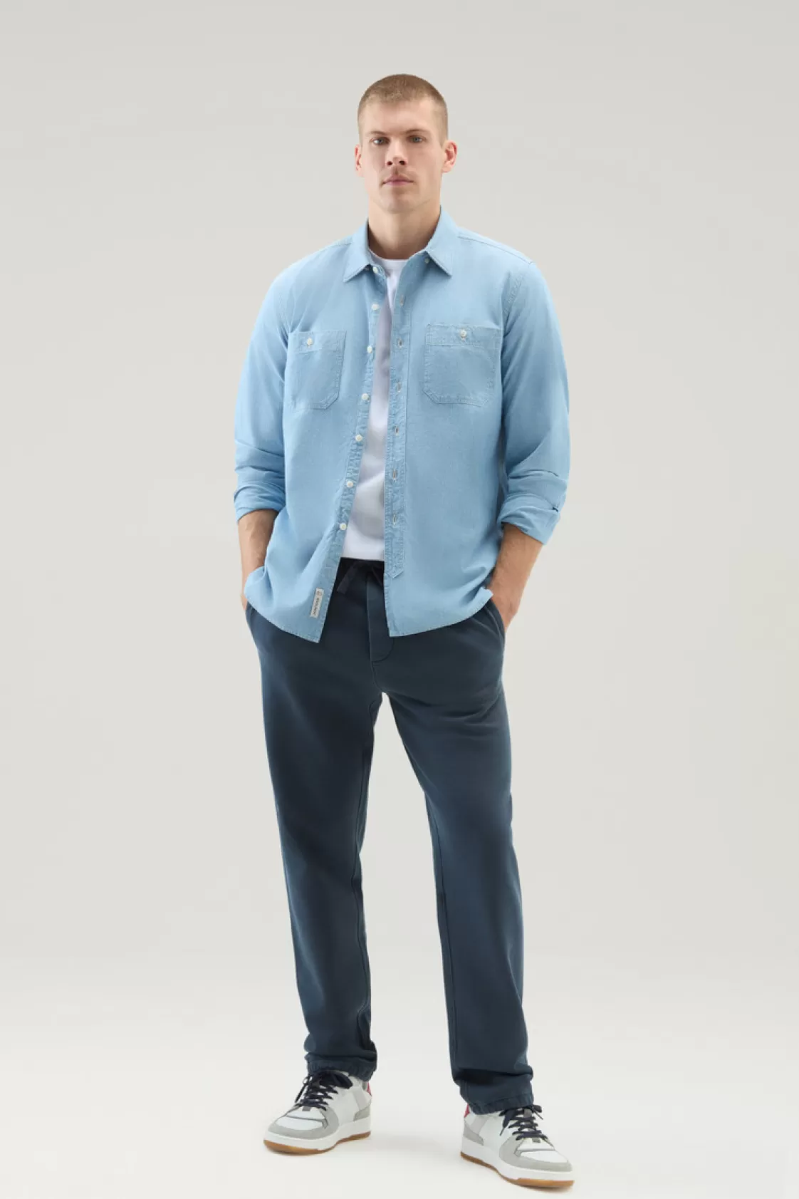 Flannels & Shirts>woolrich Chambray Shirt In Pure Cotton Blue Chambray