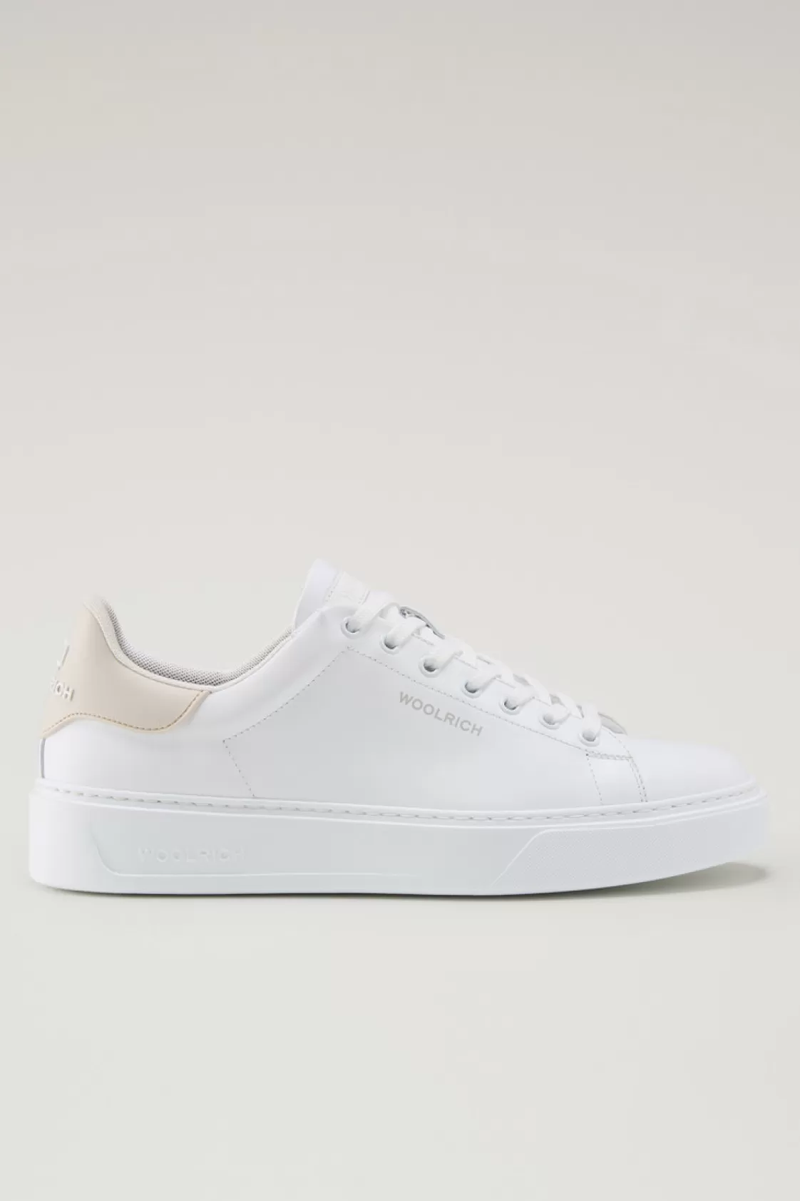 Sneakers>woolrich Classic Court Sneakers In Leather With Contrasting Patch White Beige