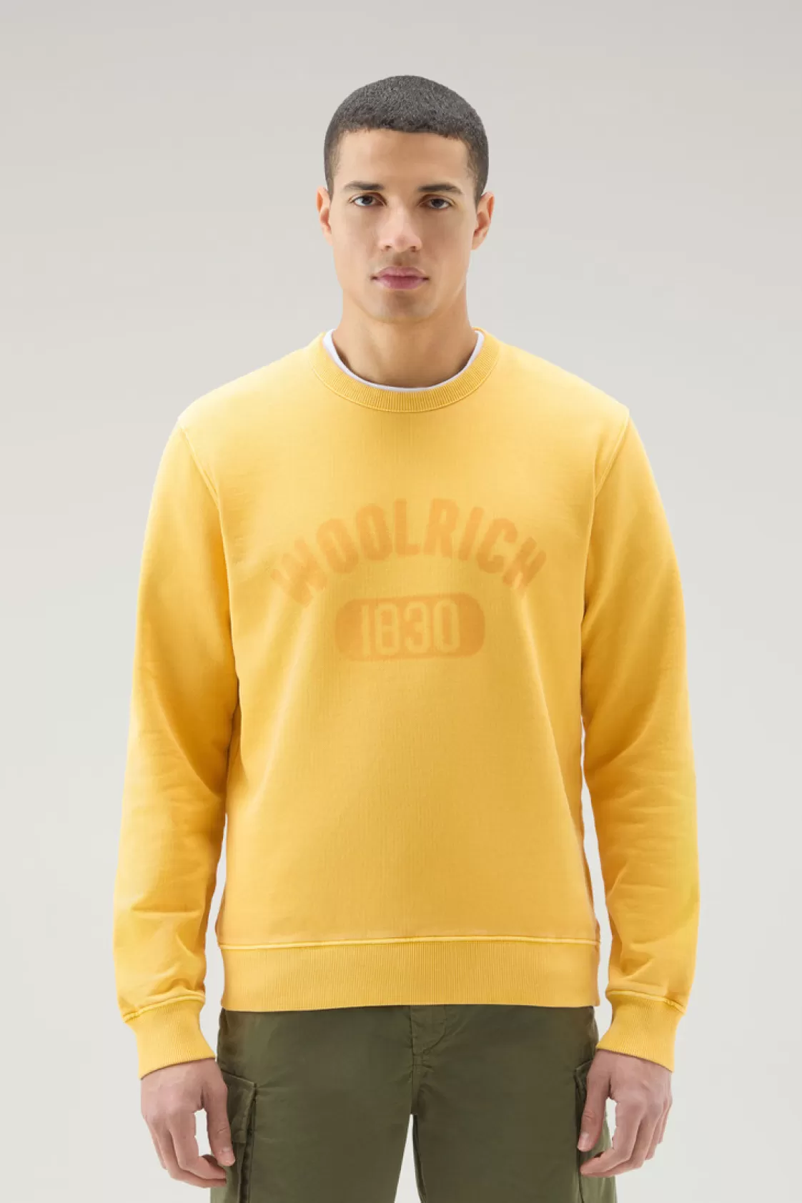 Sweatshirts>woolrich Garment-Dyed 1830 Crewneck Sweatshirt In Pure Cotton Golden Glow