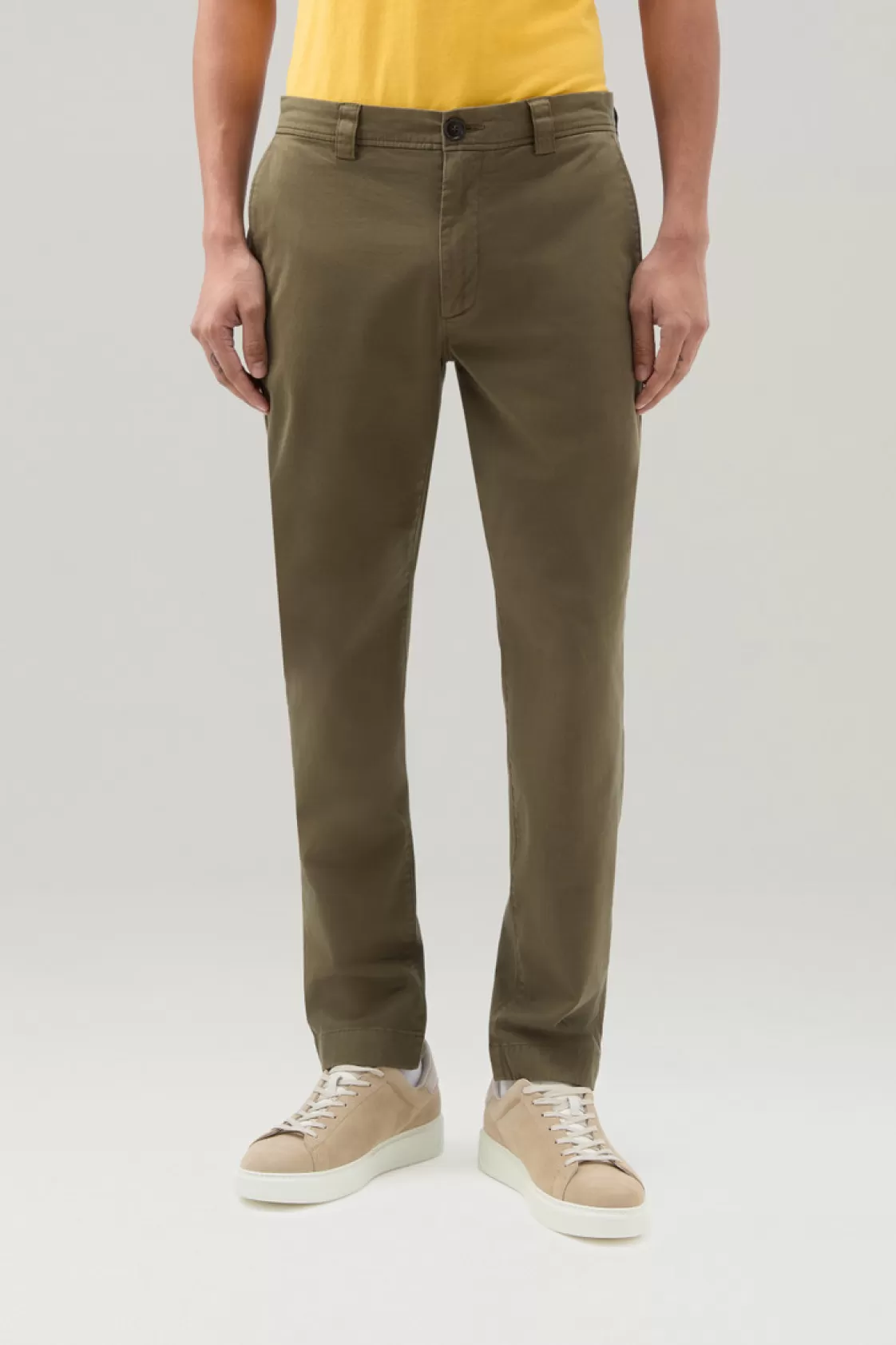 Trousers & Shorts>woolrich Garment-Dyed Classic Chino Pant In Stretch Cotton Lake Olive