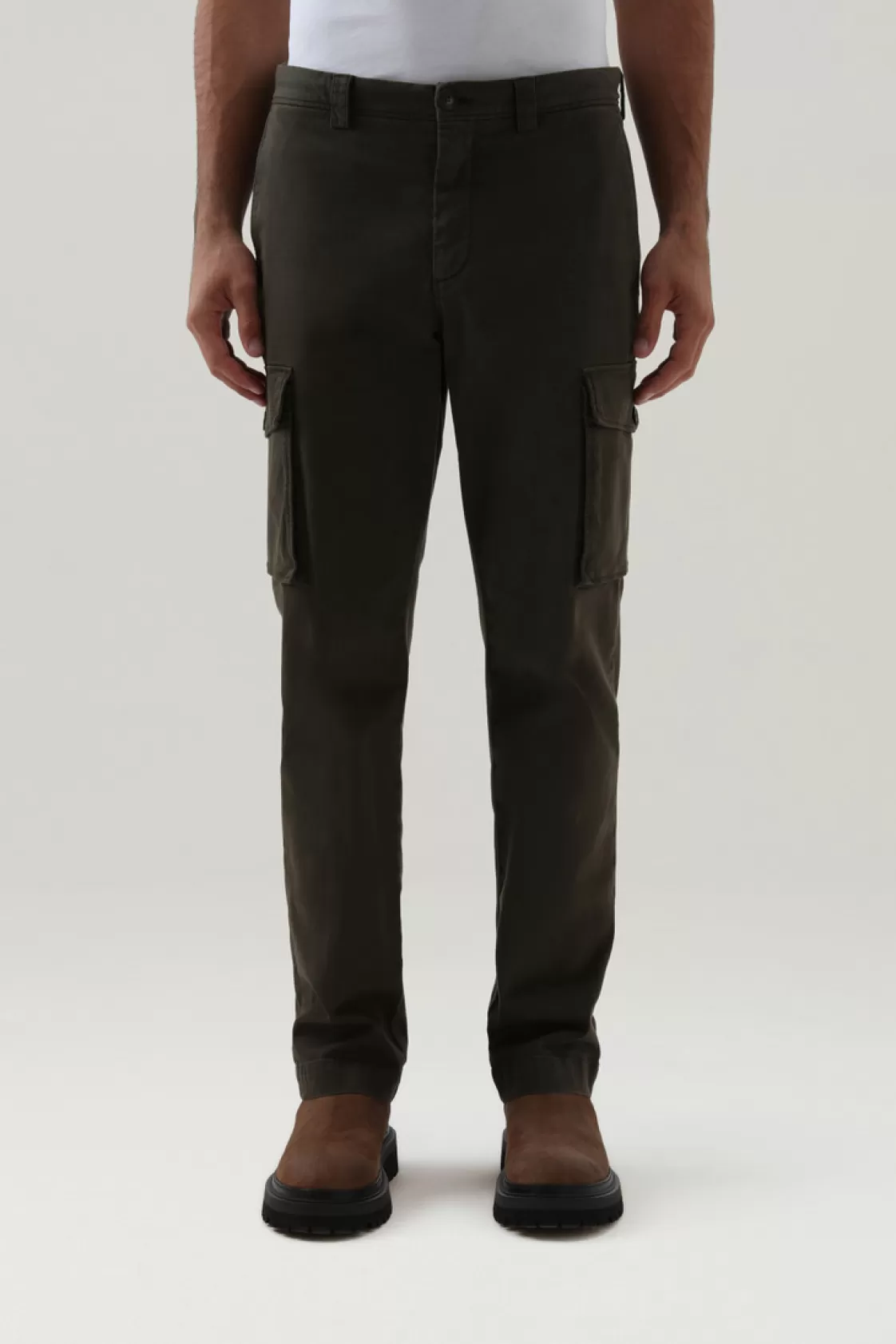 Trousers & Shorts>woolrich Garment-Dyed Stretch Cotton Cargo Pants Dark Green