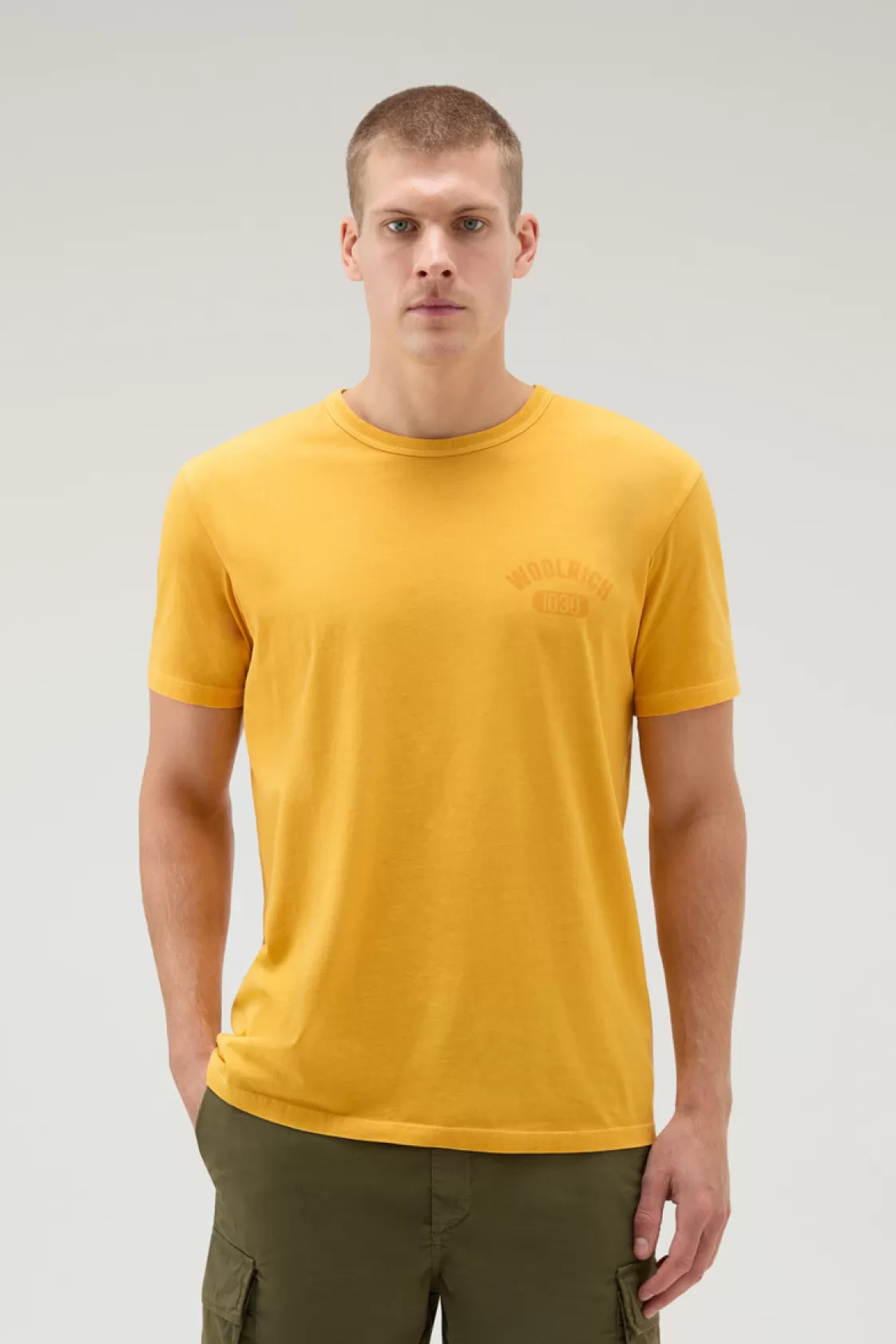 T-Shirts>woolrich Garment-Dyed T-Shirt In Pure Cotton Golden Glow