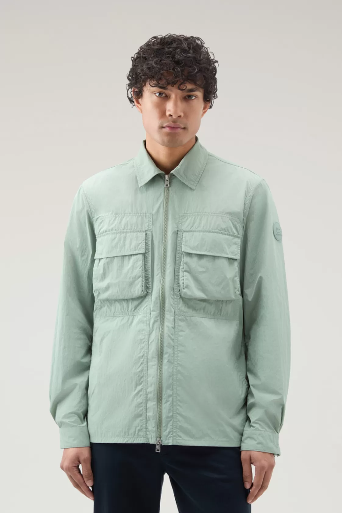 Overshirts & Shirt Jackets>woolrich Overshirt In Crinkle Nylon Sage