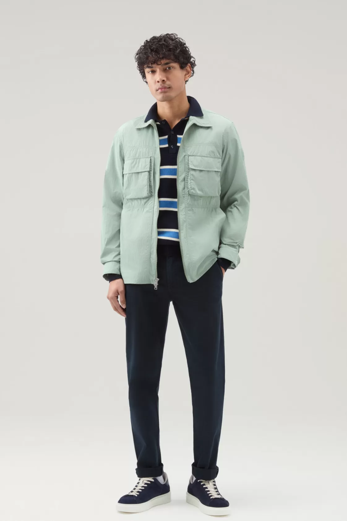 Overshirts & Shirt Jackets>woolrich Overshirt In Crinkle Nylon Sage