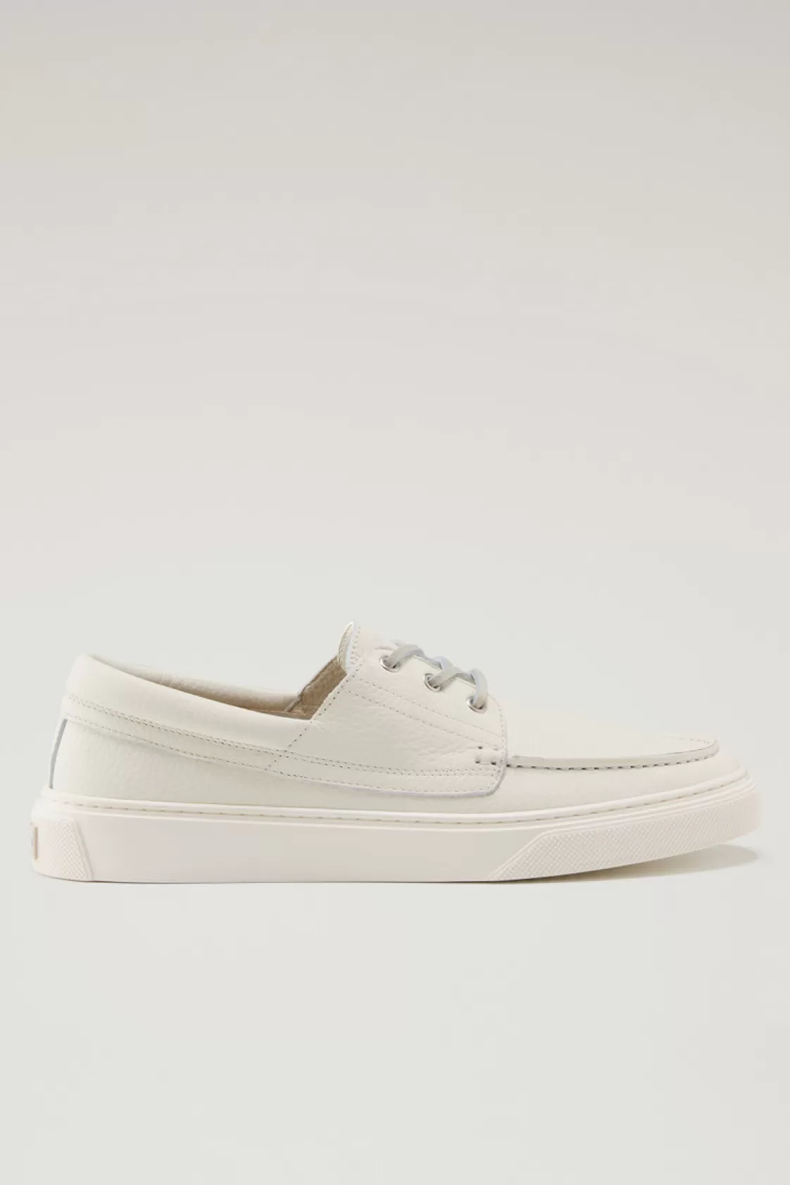 Boat Shoes & Sandals>woolrich Tumbled Leather Boat Shoes Cream