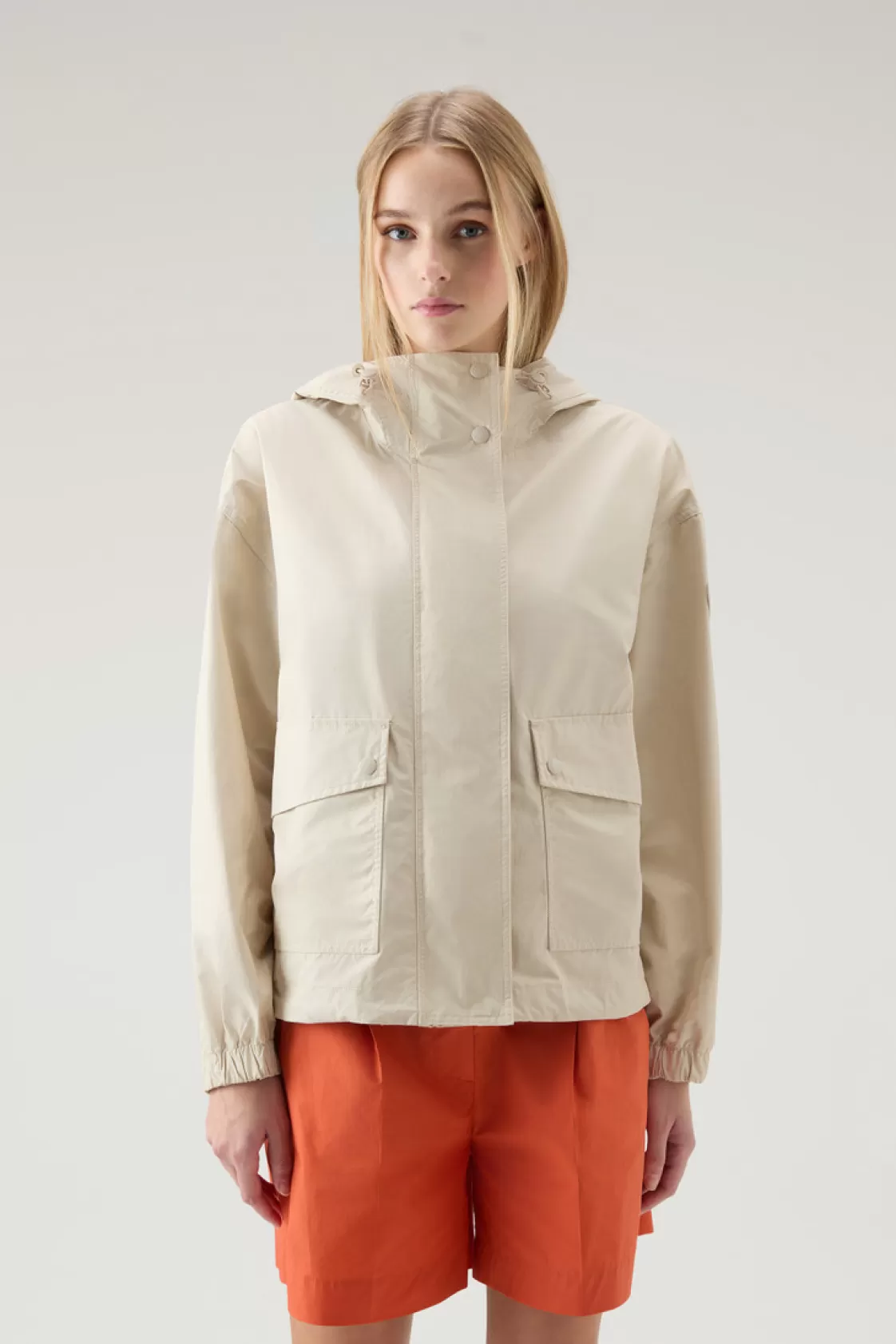 Jackets>woolrich Waxed Jacket In Cotton Nylon Blend With Hood Light Oak